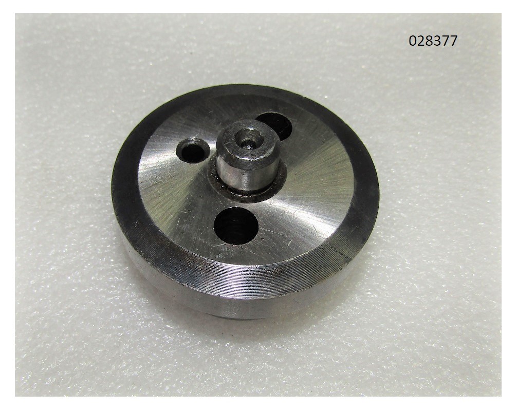 Вал шестерни промежуточный Ricardo Y480BD; TDK 14,17,22 4L/Idle gear shaft