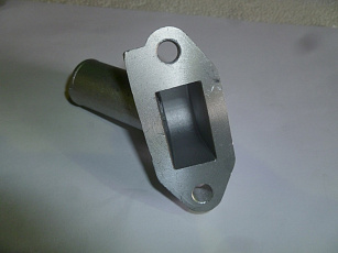 Штуцер входной насоса водяного KM376AG / Intake Pipe Base (KM376AG- 1307005)