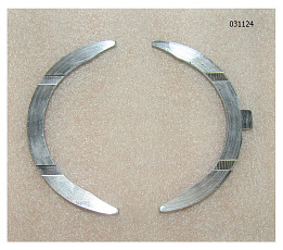Полукольца упорные вала коленчатого (к-т из 2 шт ) TDR-K 18 4L;TDR-K 22 4L/Thrust pieces, kit